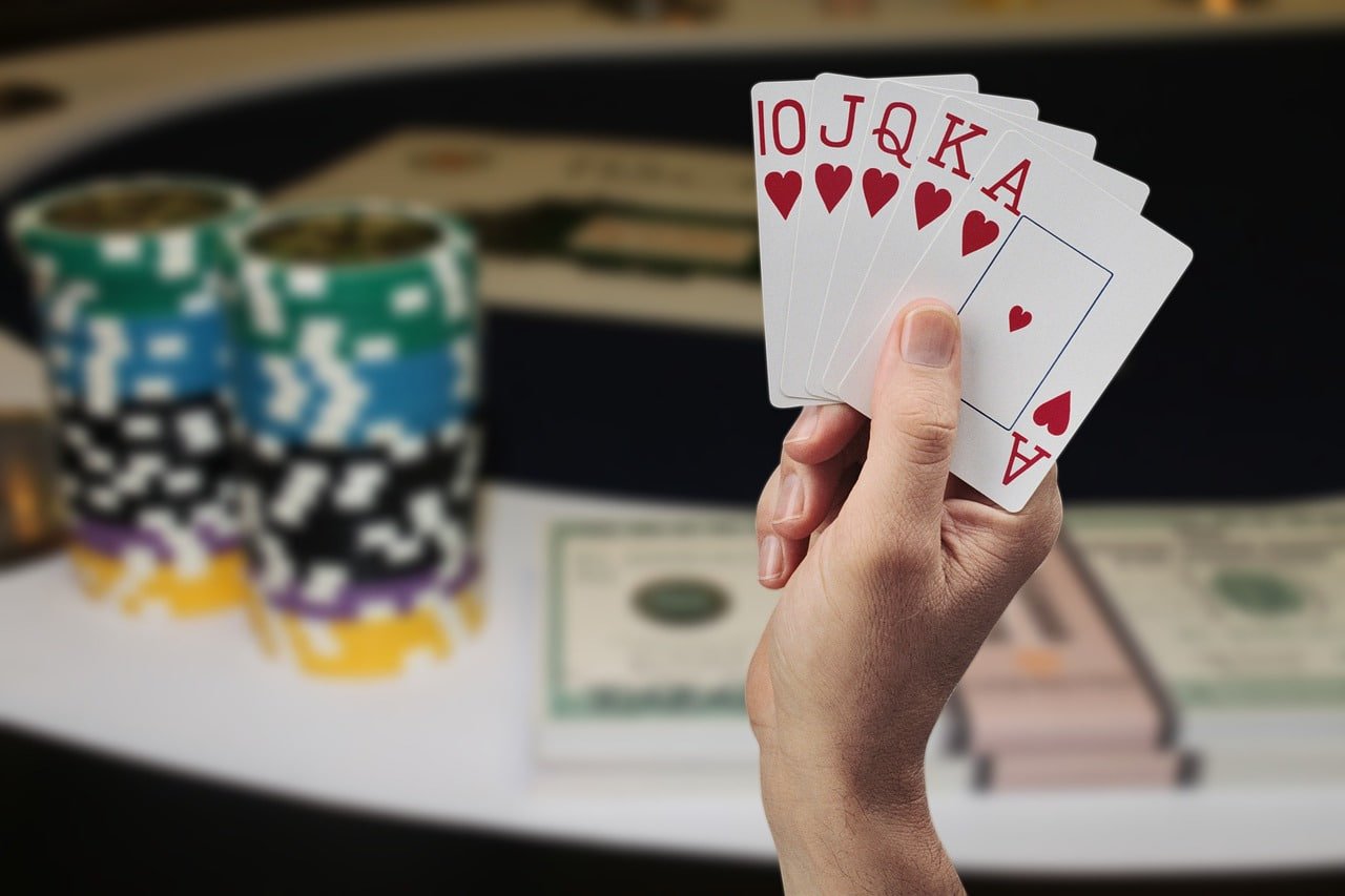 Online bingo room on ph58 platform showing numbered cards for Filipino players